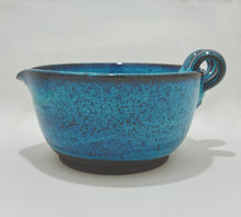 Load image into Gallery viewer, Turquoise Pouring Bowl - 7&quot; Coffee Clay Stoneware
