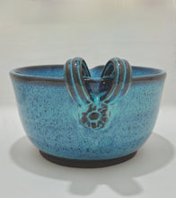 Load image into Gallery viewer, Turquoise Pouring Bowl - 7&quot; Coffee Clay Stoneware
