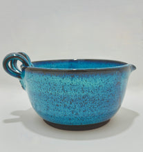 Load image into Gallery viewer, Turquoise Pouring Bowl - 7&quot; Coffee Clay Stoneware
