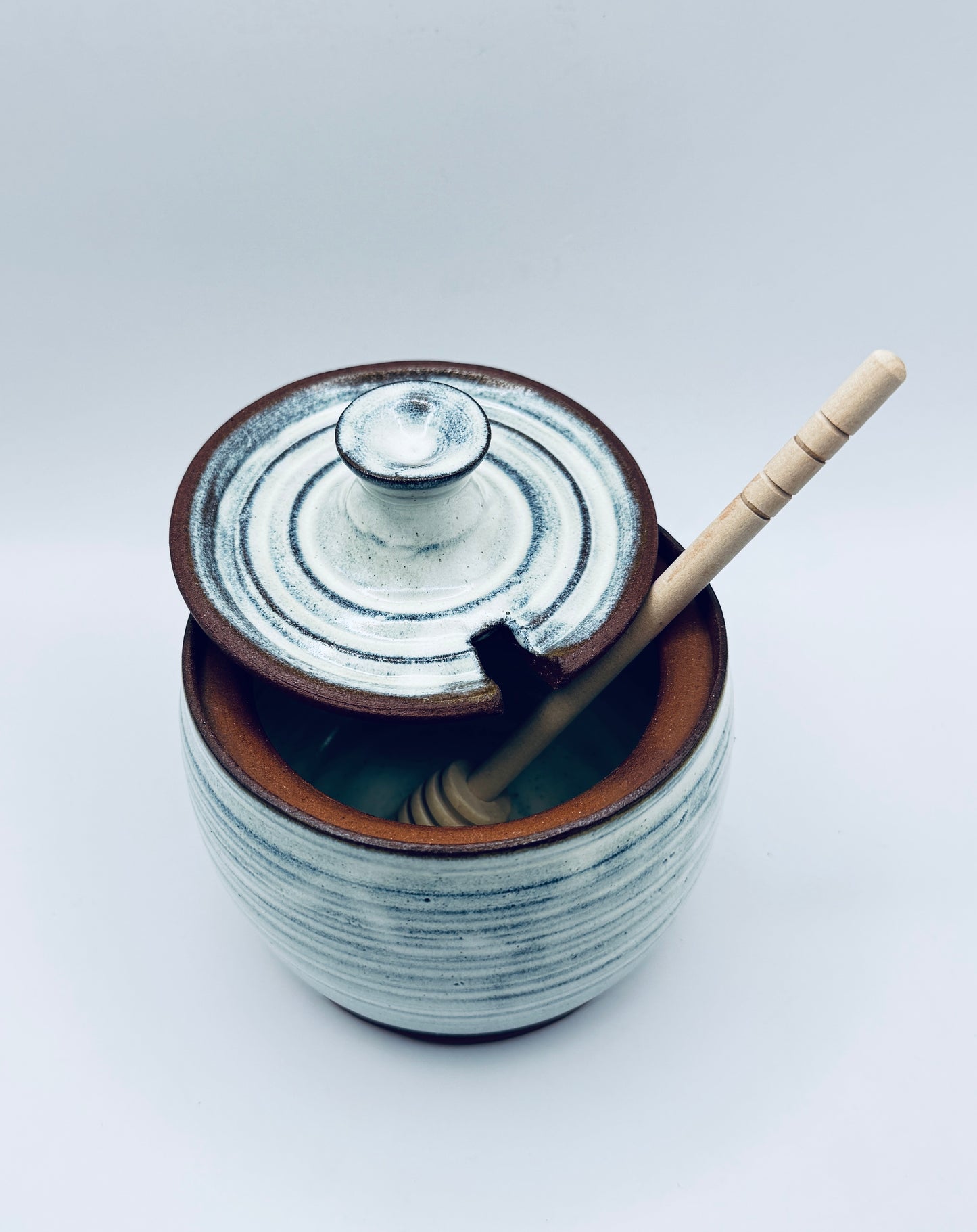 Honey Pot - Cream on Red Clay